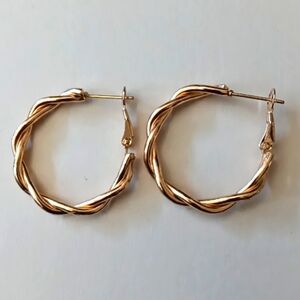 NEW Medium Twisted Goldtone Hoops
